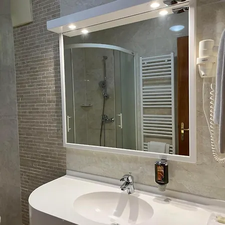 Sport Center Prodnik 4*